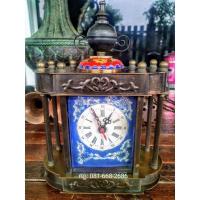 ราคา นาฬิกาทองเหลืองเก่าตั้งโต๊ะแบบไขลาน (19446256215)