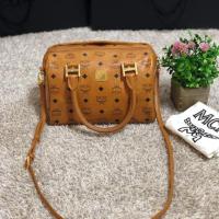 ราคา MCM หมอน Cross body (1490889822)