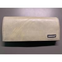 ราคา กระเป๋าเงิน Freitag แบบยาวมือสองของแท้ 100% ซื้อเองจาก shop (18751249414)