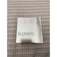ราคา LA PRAIRIE skin caviar concealer foundation รองพื้นหน้า (7968232739)