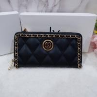 ราคา สินค้ามาใหม่ LYN กระเป๋าสะพายข้าง เรียบง่ายแต่ดูดี ด้านหน้าปั๊มโลโก้แบรนด์วงกลม ประดับด้วยโซ่สีทองสลับหนังรอบทั้งใบ (5862023239)