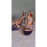 ราคา รองเท้าส้นสูงLynมือสอง (9059807360)