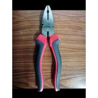 ราคา คีมปากจิ้งจก คีมปากจระเข้ ขนาด 7นิ้ว ยี่ห้อ คราวน์ (CROWN) ด้ามสีดำ - แดง COMBINATION PLIERS (สินค้าแท้100%) by JHW (5346685721)