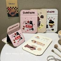 ราคา กระจกการ์ตูนขายร้อนในร้าน [Doros] กระจกตั้งโต๊ะสำหรับบ้าน กระจกแต่งหน้าแบบพกพาพับได้สำหรับหอพักนักเรียนและสำนักงาน (24892994386)