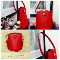 ราคา LOUIS VUITTON ลายไม้ มือ 2 (254619748)