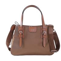 ราคา ELLE CROSSBODY BAG กระเป๋าสะพาย ผ้าไนลอน Trim หนังแท้ 100% รุ่น MILITATY มี 2 สี WEH542 (41418240822)