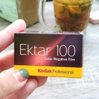 ราคา ฟิล์มสี ถ่ายรูป Kodak Ektar 100 ฟิล์ม 135/36รูป exp 04/2021 (6716530282)