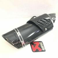 ราคา ปลายท่อ ทรง R1 สีดำ การ์ดครอบเคฟล่าแท้ สำหรับคอท่อ 2 นิ้ว (4968435989)