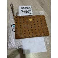 ราคา มือ 2 แท้ กระเป๋าคลัทช์ถือ MCM (21809264825)