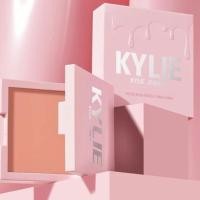 ราคา ส่งต่อ Kylie Cosmetics — Pressed Blush Powder สี Baddie on the block (27401603640)