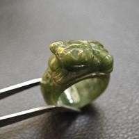 ราคา แหวนหยกสีเขียวแกะสลักลายปี่เซี่ยะ 63มิล หยกแท้ jadeite type a (27518901543)