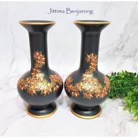 ราคา จิตต์ติมา เบญจรงค์ ชุดแจกันทรงสูงคู่เบญจรงค์ (สินค้า OTOP 5 ดาว) (11802971790)