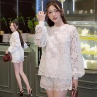 ราคา " WEE " Nannapat NP2485 ชุดเซ็ท2ชิ้น เสื้อลูกไม้แขนยาวบอลลูน+กางเกงลูกไม้ขาสั้น สีขาว (44309289507)