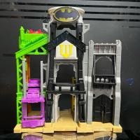 ราคา Fisher-Price Imaginext DC Super Friends, Super Hero Flight City ฉากฮีโร่ แบทแมน **มือสอง** (25913837459)