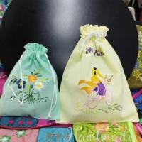 ราคา กระเป๋าผ้าฝ้ายหูรูดปักลายดอกไม้/สาวเวียดนาม Ao Dai (42514544934)