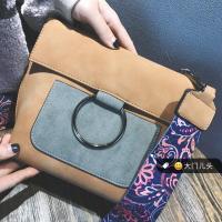 ราคา USED - มือ✌ กระเป๋าสะพายข้าง (282890817)