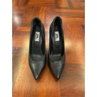 ราคา Used รองเท้าส้นสูง Polo Club หนังแท้ สีดำ สูง 4 นิ้ว size 37 (26488185148)