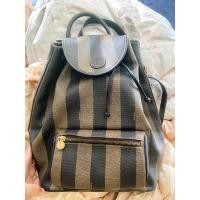 ราคา กระเป๋าเป้ Fendi backpack ของแท้ มือสองสพาพดีมาก (20092887056)