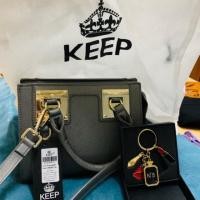 ราคา กระเป๋ายี่ห้อ keep ป้าย 1,950 บาท ขนาด zise m ฟรี!! ส่ง ลทบ (2647901828)