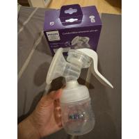 ราคา Philips Avent เครื่องปั๊มนมแบบปั๊มมือ SCF430/01 (45503184885)