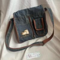 ราคา กระเป๋ายีนส์ สะพายข้าง วินเทจๆ✨มือสอง มีตำหนินิด! (42511825659)