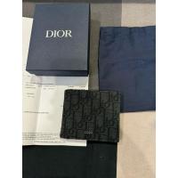 ราคา Christian Dior bifold wallet (8 cards) like new (ของแท้) (28004482562)