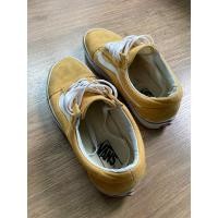 ราคา Vans Of The Wall - 8UK 26.0CM สีเหลืองมัสตาร์ด มือ2 ของแท้ (28355799612)