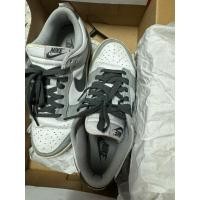 ราคา ส่งต่อ Nike Dunk Low Light Smoke Greyของแท้ 100% (26268095859)