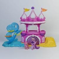 ราคา My Little Pony Mermaid Seahorse Castle Ponyville ปราสาทม้าโพนี่ ฉากม้าโพนี่ ปราสาทโพนี่ ม้าโพนี่ มือสอง (51951868283)