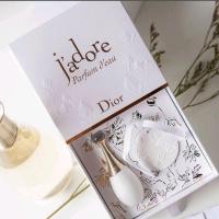 ราคา ใหม่Dior Jadore Parfum D’eau EDP + Ceramique MINI Gift Set (23813663818)