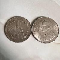 ราคา เหรียญ 5 บาท ครบ 200 ปี สมโภชกรุงรัตนโกสินทร์ (คุณยายฝากขาย) (25359534797)