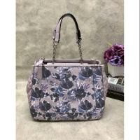 ราคา สินค้า Outlet GUESS (840381834)