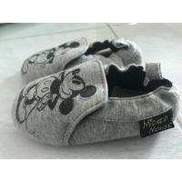 ราคา รองเท้า Mickey Mouse มือสอง (918040552)