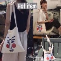 ราคา Restock ❤️ พร้อมส่ง Tomato cheek tote bag กระเป๋าผ้าสายผูกโบว์ คิวท์มาก❤️ (1293527833)