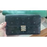 ราคา MCM Millie Visetos Flap Crossbody Bag Lyst มือสอง (24711179948)