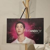 ราคา ถุงกระดาษ EVEANDBOY Mark Tuan (25316681494)