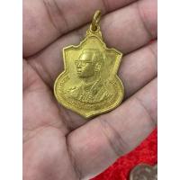 ราคา เหรียญเสมา ร.9 ปี 2542 หรือ เหรียญที่ระลึกมหามงคลเฉลิมพระชนมพรรษาครบ 6 รอบ เนื้อกะไหบ่ทอง เนื้อนาค เนื้อเงิน หายาก (29258721116)