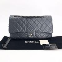 ราคา Very good condition Chanel easy caviar 12” holo18 สภาพสวยเลยค่า รุ่นหายาก มุมไม่ถลอก ตัวหนังสวย ภายในสะอาด (2869196488)