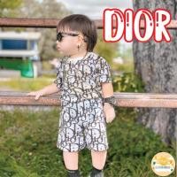 ราคา พร้อมส่ง ชุดเสื้อกางเกงเด็กDIOR ผ้าคอลตอล ใส่ได้ทั้งเด็กหญิงและเด็กชาย (10861597031)
