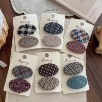 ราคา คลิปผมสไตล์ Retro Chanel รูปไข่ BB กะทัดรอน พร้อมผมบังส์ สำหรับตกแต่งผม (45150930231)