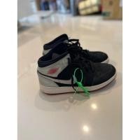 ราคา รองเท้า Nike Air Jordan 1 Retro Mid Gs ‘Johnny Kllroy 24 cm (22651937998)