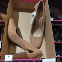 ราคา Payless Fioni ราคาปกติ 379.000 (8522604175)