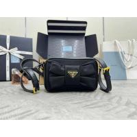 ราคา กระเป๋าสะพายข้าง PRADA Nappa สีดำ ดีไซน์โลโก้สามเหลี่ยมและซิปปิดเปิด (52053023589)