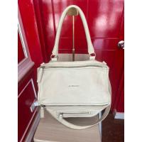 ราคา กระเป๋า Givenchy Pandora size M แท้ % (26725875748)