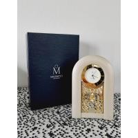 ราคา นาฬิกาตั้งโต๊ะ Mikimoto (23234477094)