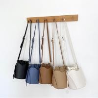 ราคา ส่งต่อ กระเป๋าสะพายข้าง ทรงถัง ทรงขนมจีบ พร้อมส่งสีน้ำตาลอ่อน (5257807144)