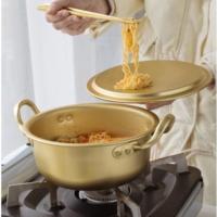 ราคา หม้อ หม้อเกาหลี หม้อต้มมาม่าเกาหลี หม้อเคลือบทองเหลือง หม้อเกาหลีสีทอง ผลิตจากอลูมิเนียมเคลือบทองเหลือง 18 cm. พร้อมส่ง! (15303860944)