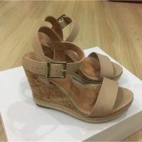 ราคา รองเท้า #LYN รองเท้าส้นเตารีด ของแท้ ขนาด 35 (2338627624)