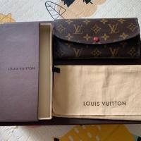 ราคา กระเป๋าเงินสีแดง louis vuitton ของแท้มือสอง (2302146952)