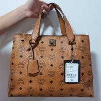 ราคา Mcm Essential Tote In Visetos Original (5156459528)